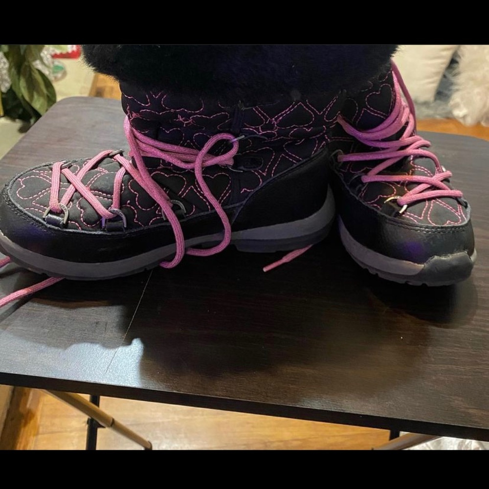 Kids boots